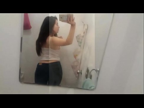 👅Hermosa Chilena Caliente jugando con su cuerpo👅