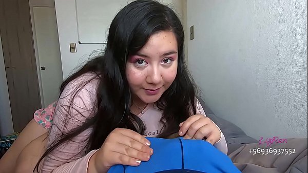 Lizren Le voy a hacer un oral en pijama a mi vecino