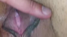 Mostrando los hoyos de mi esposa Chilena rica