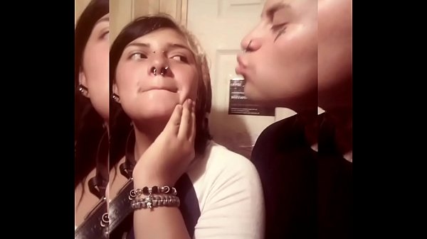 me voy en su cara y le doy un beso y que wea – Baby Demon