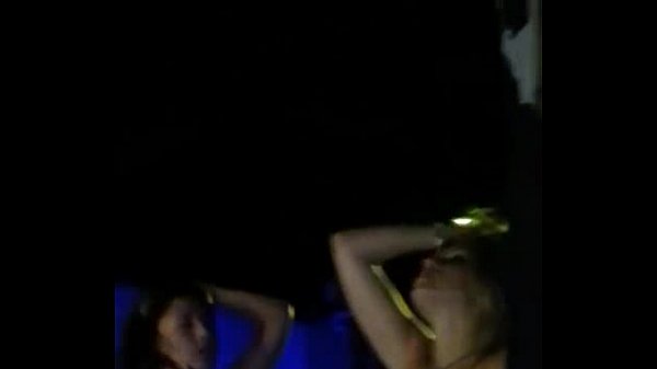 Discotheque Valparaiso Tocandose Desnudas