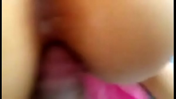 Polola sumisa suelta el chico