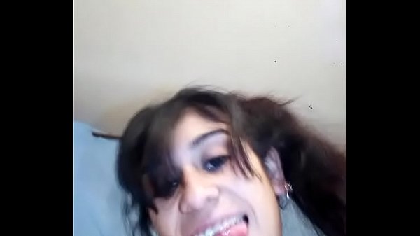 Chilena Kim esposa de un amigo sorprendida