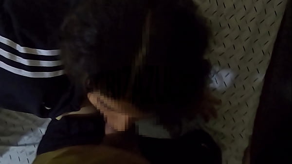 Chica HERMOSA se propone a dar una buena MAMA de VERGA y entregarme su COÑO a cambio de prestarle DINERO