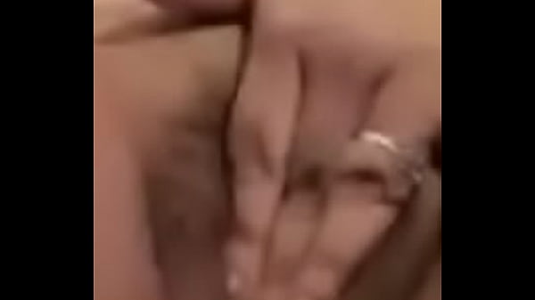Me encanta el regalo que me mandó mi culona rica