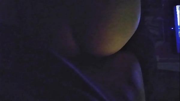 mi amiga esta deseosa de mi leche