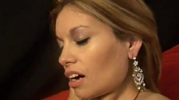 Marlen Doll arranca su primer casting porno hablando a la cámara