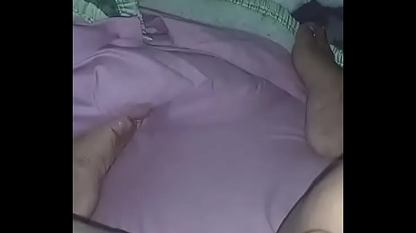 Gordita chilena montando rico en la cama