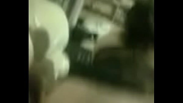 Así coge una latina chilena con lencería puesta